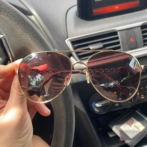 sunglasses like new